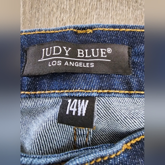 Judy Blue Size 14W Kinston Slim Bootcut Slit Hem Jeans JB88290-L - Picture 4 of 8